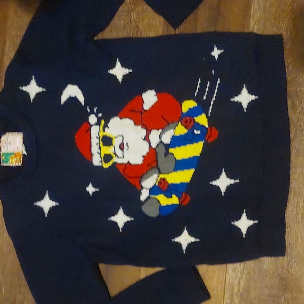 Christmas sweater - Picture 2 of 6
